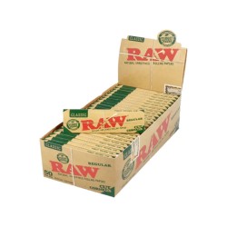 Buy 50 Raw Classic Green Regular Corner Cut Rolling Papers | Express Highs UK